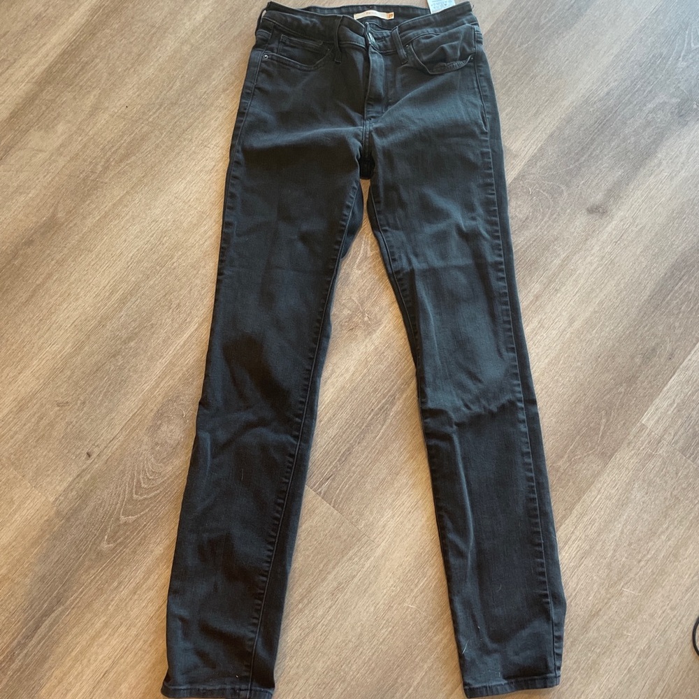 Levi’s 712 Slim Black Skinny Jeans